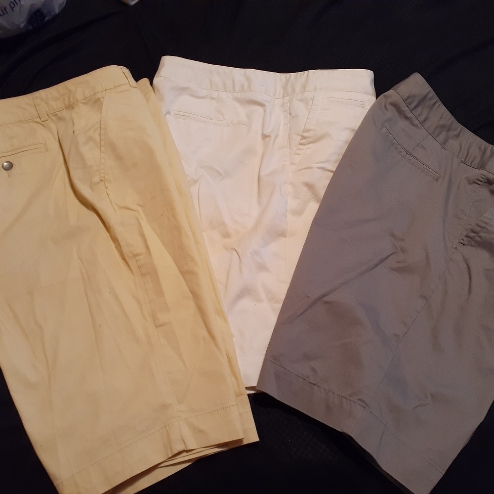 Docker shorts size 16